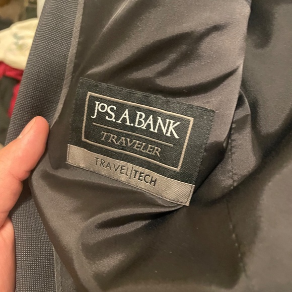 Suit - Picture 7 of 9